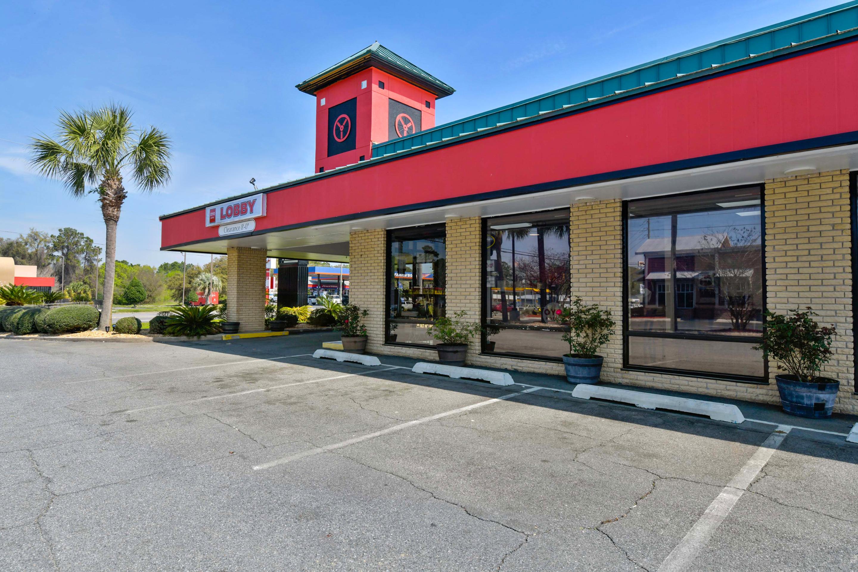 Oyo Hotel Lake Park - Valdosta Area Eksteriør billede