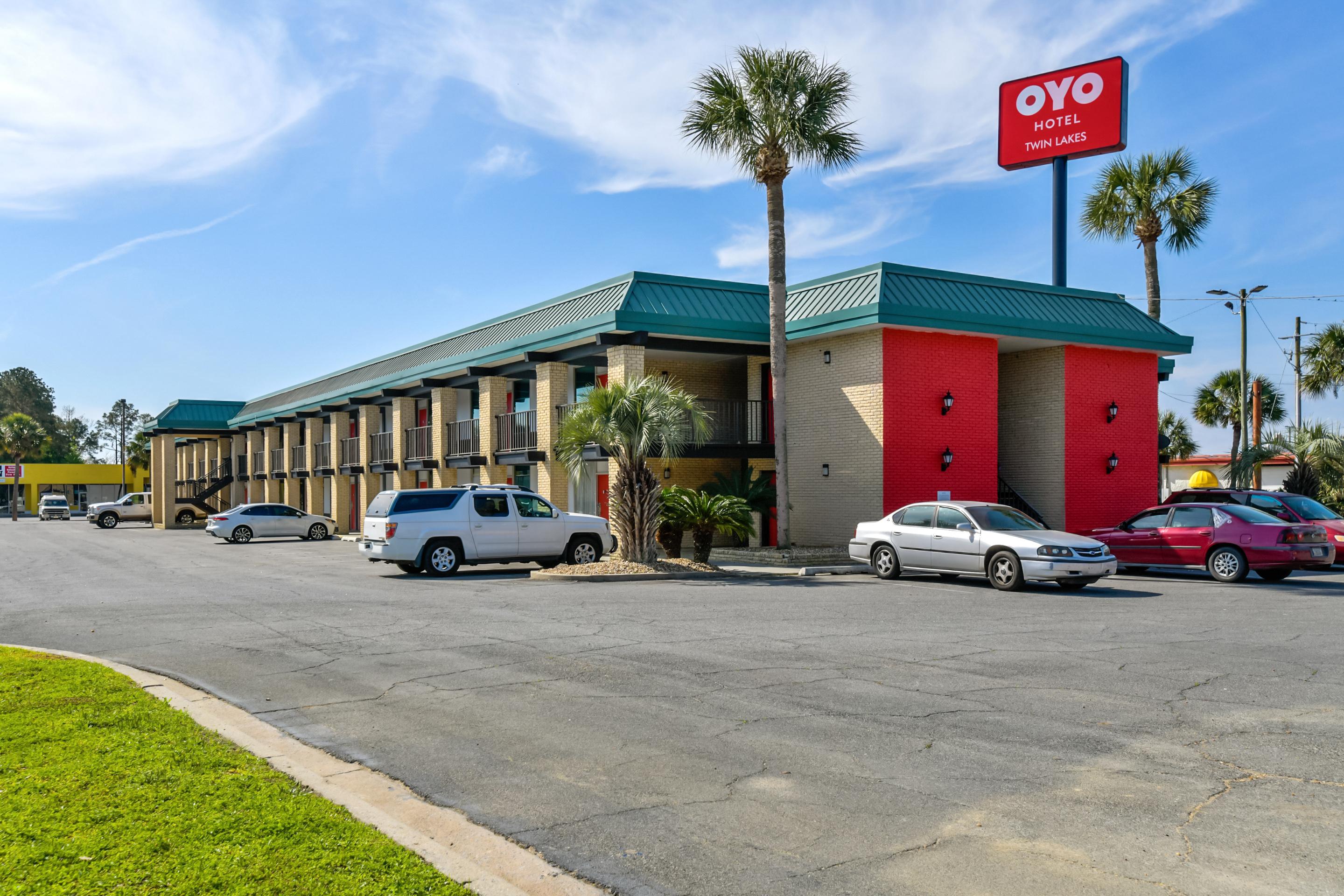 Oyo Hotel Lake Park - Valdosta Area Eksteriør billede